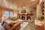 The Comstock Lodge - 2BR / 2BA, Walk to Deer Valley and Mins to Main Street!
