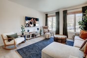 The Pioneer on Main | 1BR, Walk to Town Lift