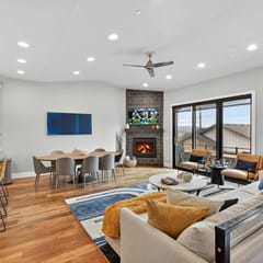 The Holly Frost | 4BR Canyons Villa with Hot Tub!
