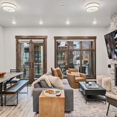 Blackstone 2BR Walk to Lifts, Hot Tub / Pool / Gym