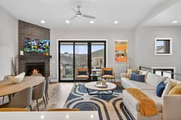 The Holly Frost | 4BR Canyons Villa with Hot Tub! - Image 5