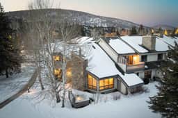 2BR Near Deer Valley & Main Street | Hot Tub - Image 4