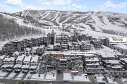 The Kings Crown | New Ski In Out 1BR at PC Base - Image 2