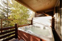 The Comstock Lodge - 2BR / 2BA, Walk to Deer Valley and Mins to Main Street! - Image 2