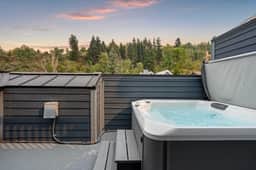 Luxury 5BR Getaway with Mountain Views & Hot Tub - Image 3