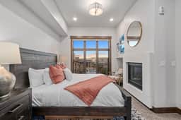 Lofts at Blackstone | 3BR Walk to Lifts, Pool - Image 5