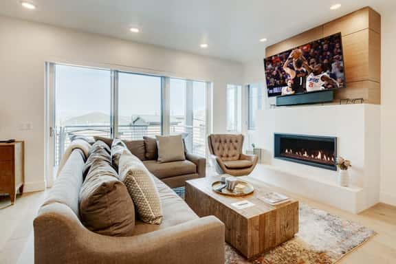 The Apex Retreat | Ski In/Out 3BR, Epic Mtn Views - Image 1