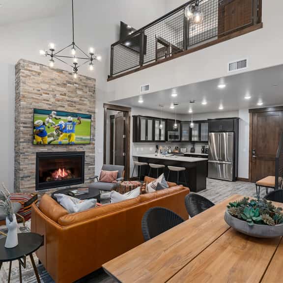 NEW 3BR Canyons Walk to Lifts, Hot Tub & Pool - Image 1