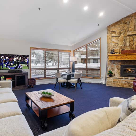 2BR Near Deer Valley & Main Street | Hot Tub - Image 1