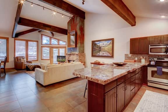 Deer Valley Enclave - Spacious 2BR, Mountain Views - Image 4