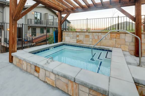 NEW 3BR Canyons Walk to Lifts, Hot Tub & Pool - Image 3