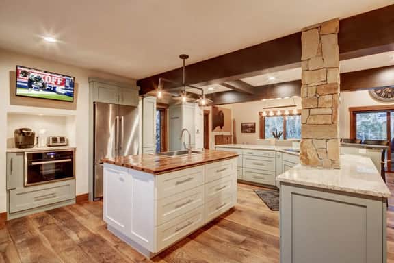 The Lakeside | 3BR Townhome, Walk to Deer Valley! - Image 4