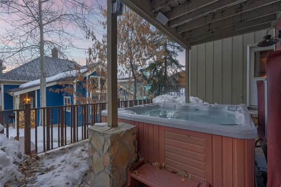 Charming 3BR Mountain Retreat Walk to Ski, Hot Tub - Image 4