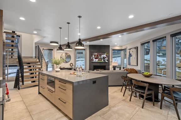 Luxe Park City Ski-In/Ski-Out Retreat - Image 2