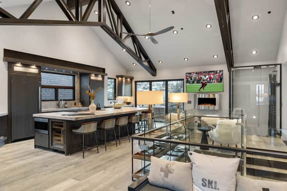 The Ontario | 5BR Epic Views, Heart of Park City - Image 4