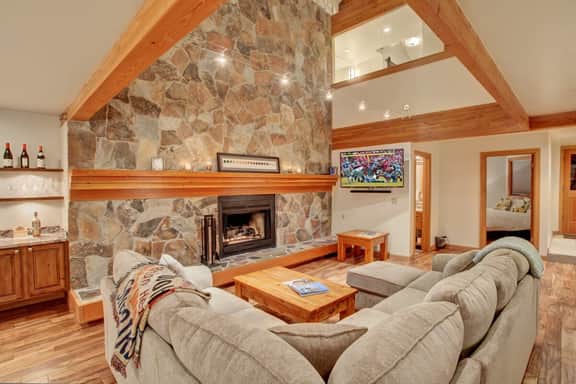 Fawngrove - Deer Valley Views, Private Hot Tub - Image 3