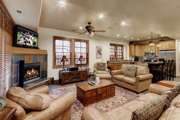 The Park Avenue Hideaway | 4BR Walk to PCMR & Main - Image 2