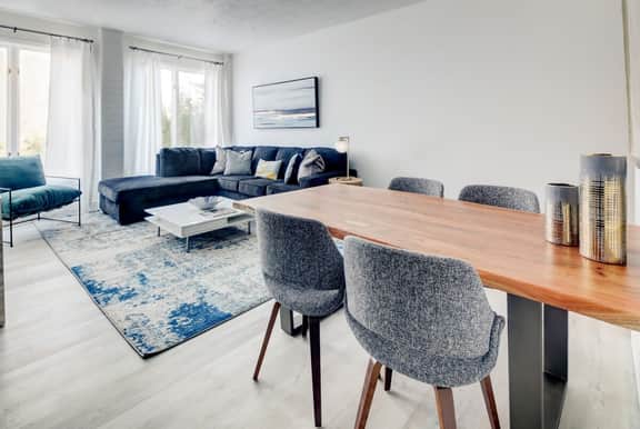 The Galleria on Main - 1BR in middle of Main! - Image 2