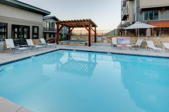 The Blackstone | New 2BR Walk to Canyons Lifts - Image 3